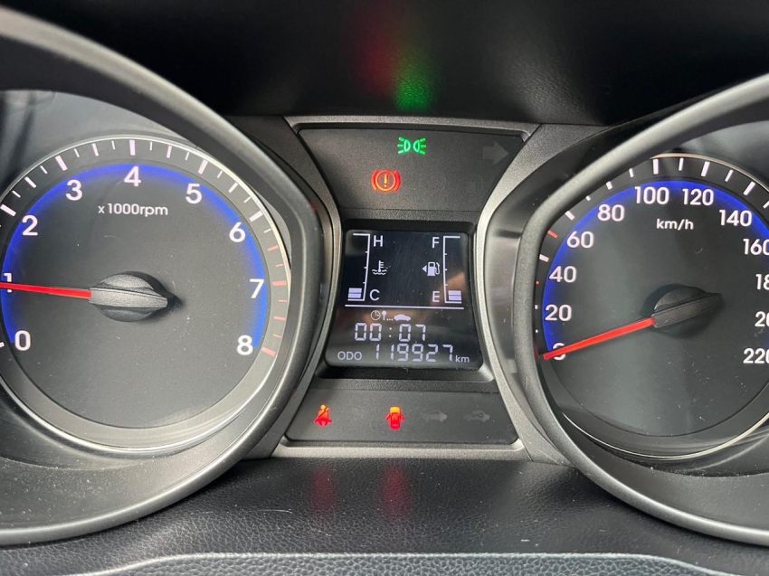 hyundai hb20 1.0 comfort plus 12v flex 4p manual 201312