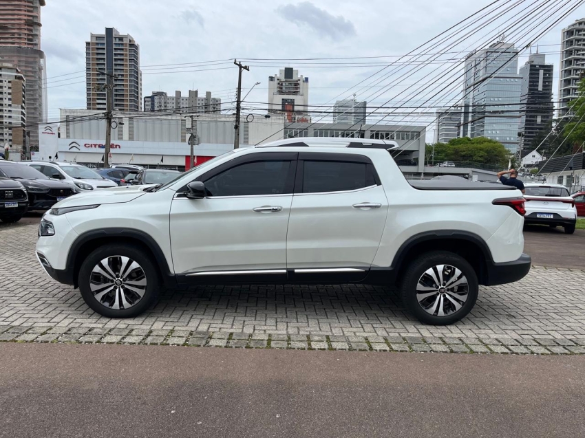 fiat toro 1.3 turbo 270 flex volcano at6 4p automatico 20243