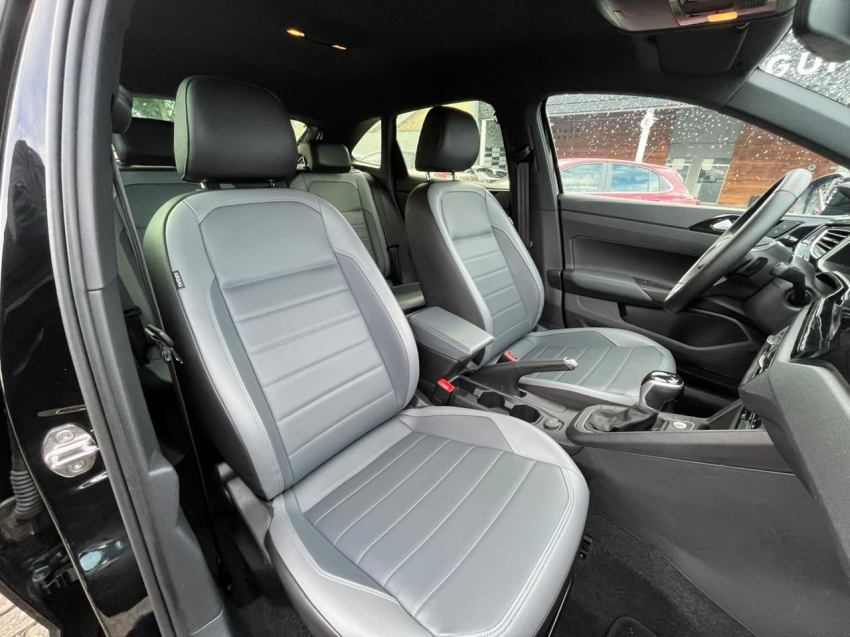 volkswagen nivus 1.0 200 tsi total flex highline automatico 4p 202317