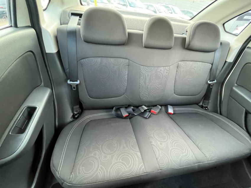 fiat grand siena 1.4 mpi attractive 8v flex 4p manual 201416