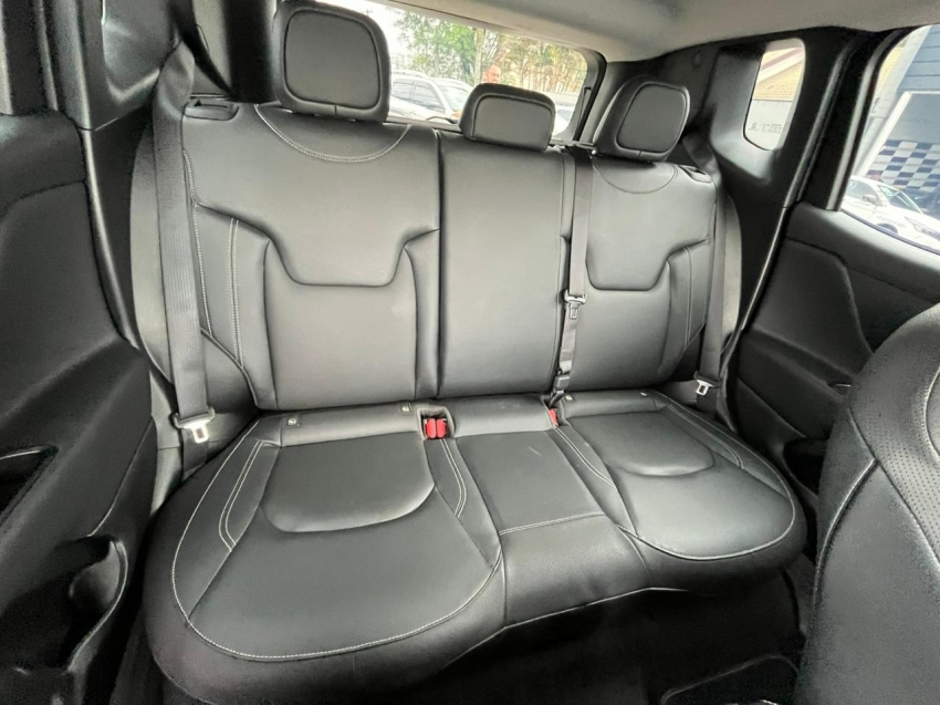 jeep renegade 1.3 t270 turbo flex longitude at6 4p automatico 202418