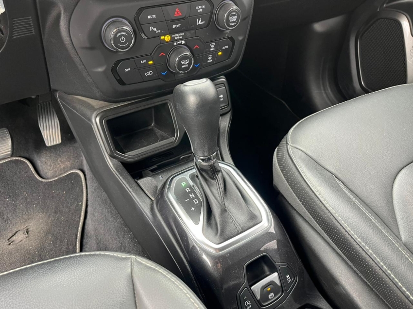 jeep renegade 1.3 t270 turbo flex longitude at6 4p automatico 202317