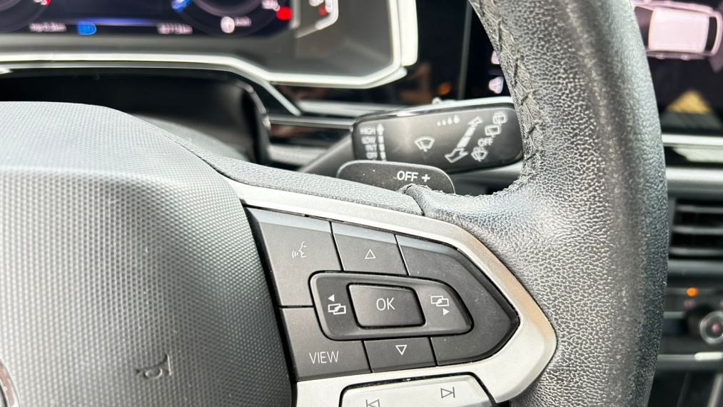 volkswagen nivus 1.0 200 tsi total flex highline automatico 4p 202111