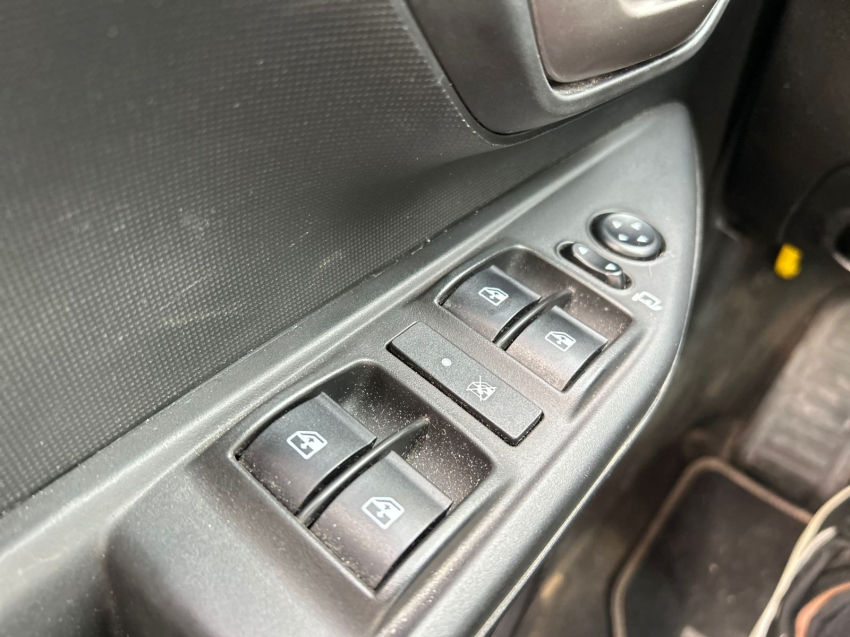 fiat strada 1.3 firefly flex volcano cd manual 4p automatico 202213