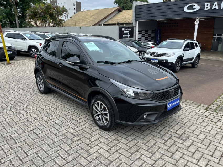 fiat argo 1.3 firefly flex trekking cvt 4p automatico 2023