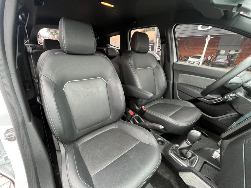 renault duster 1.3 tce flex iconic x-tronic 4p automatico 202315