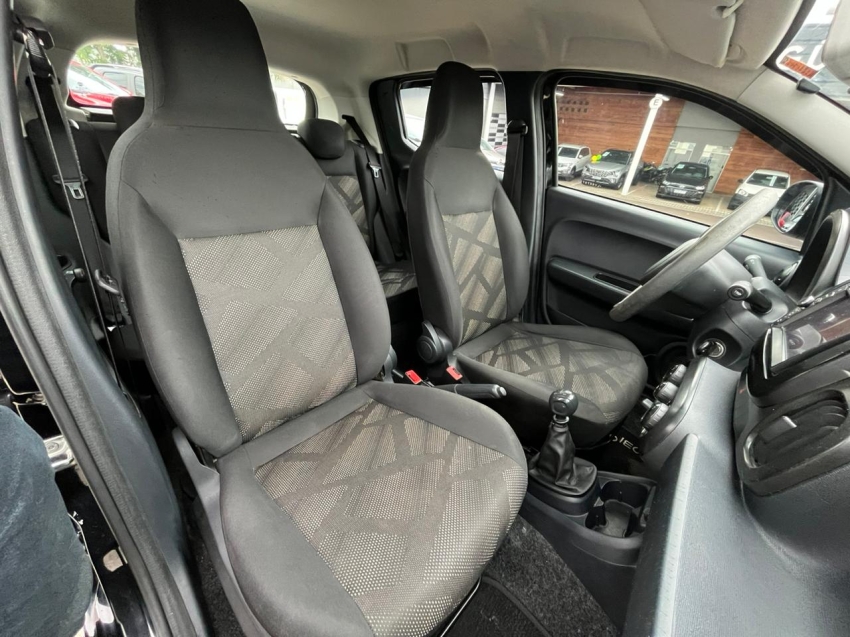 fiat mobi 1.0 evo flex like. manual 4p 202015