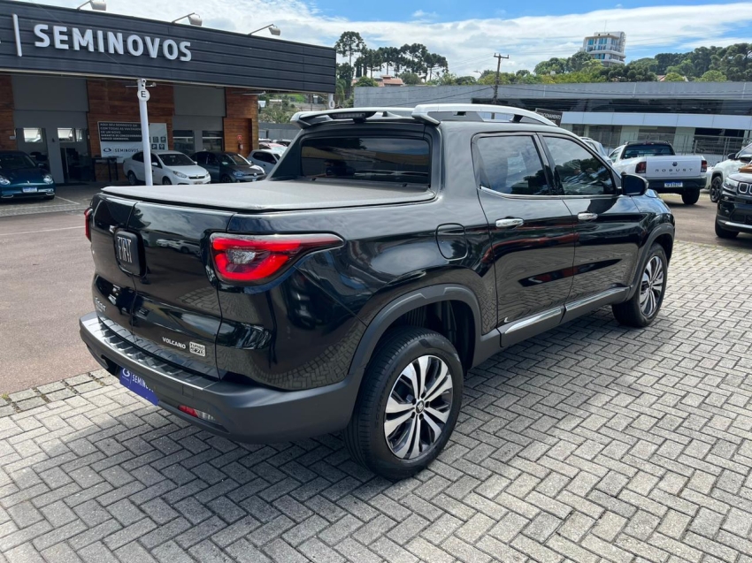 fiat toro 1.3 turbo 270 flex volcano at6 4p automatico 20256