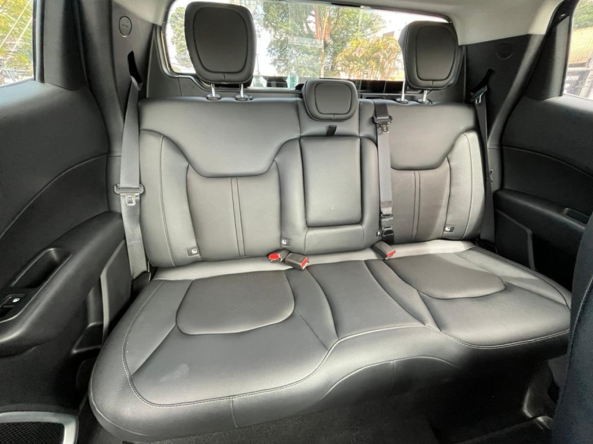 fiat toro 1.3 turbo 270 flex volcano at6 4p automatico 202520