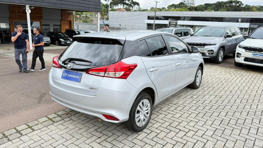 toyota yaris 1.5 16v flex sedan xl multidrive 4p automatico 20256