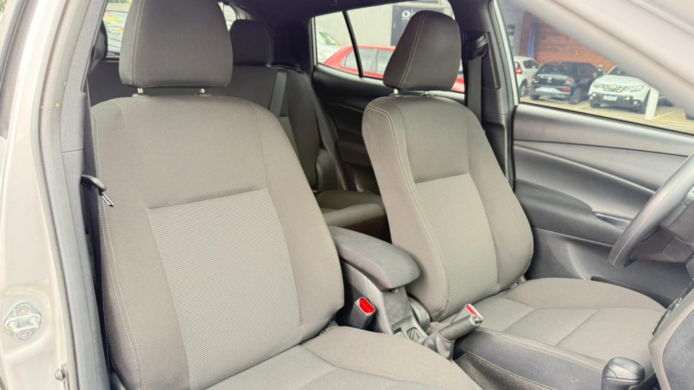 toyota yaris 1.5 16v flex sedan xl multidrive 4p automatico 202515