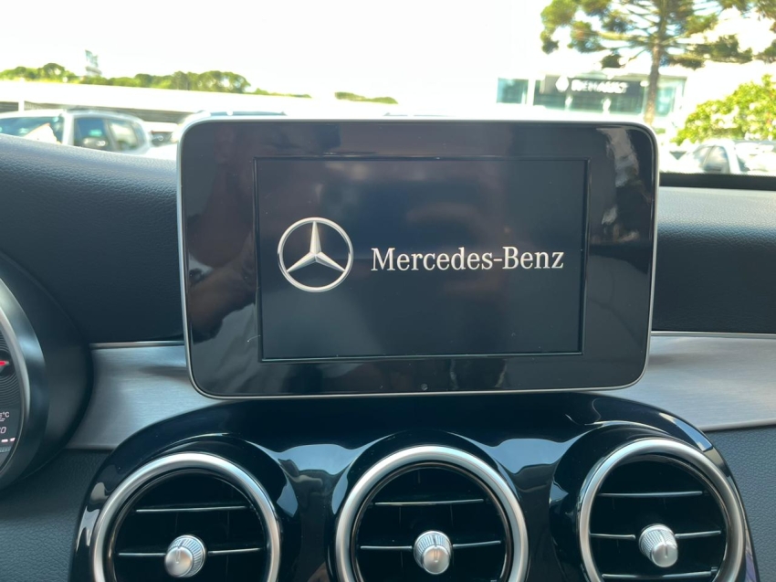 mercedes-benz c 180 1.6 cgi flex avantgarde 9g-tronic 4p automatico 201811