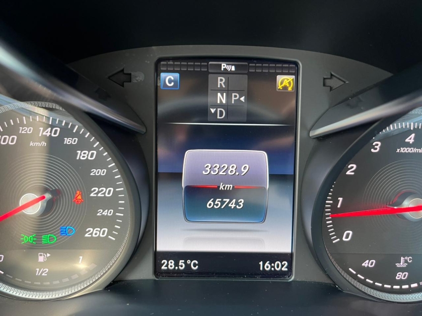 mercedes-benz c 180 1.6 cgi flex avantgarde 9g-tronic 4p automatico 201810