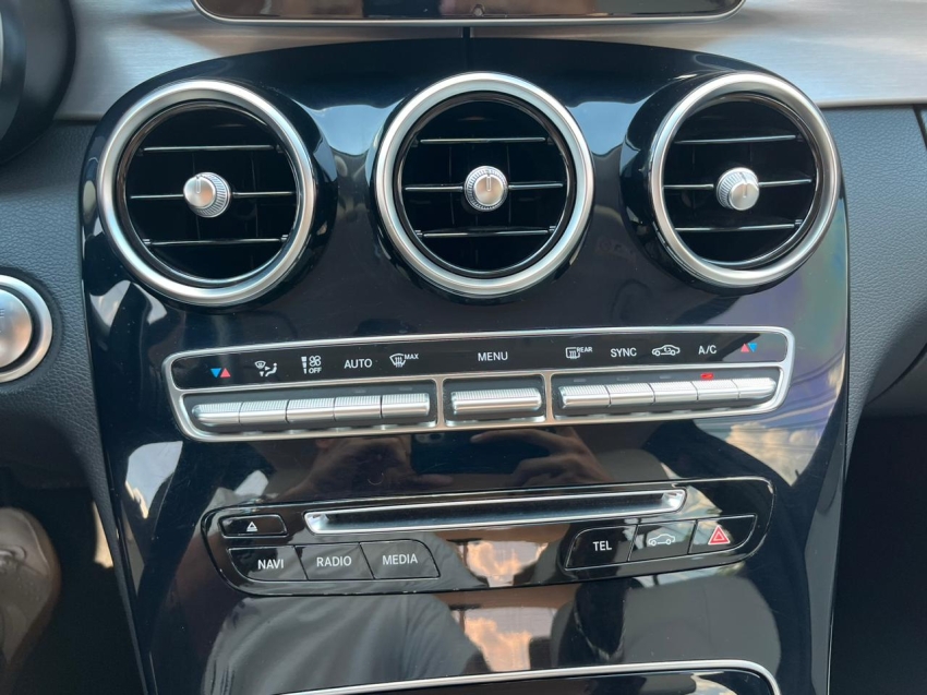 mercedes-benz c 180 1.6 cgi flex avantgarde 9g-tronic 4p automatico 201813