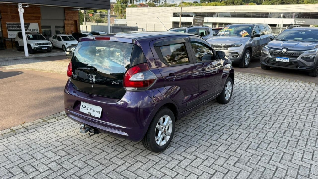 fiat mobi 1.0 firefly flex drive manual 4p 20176