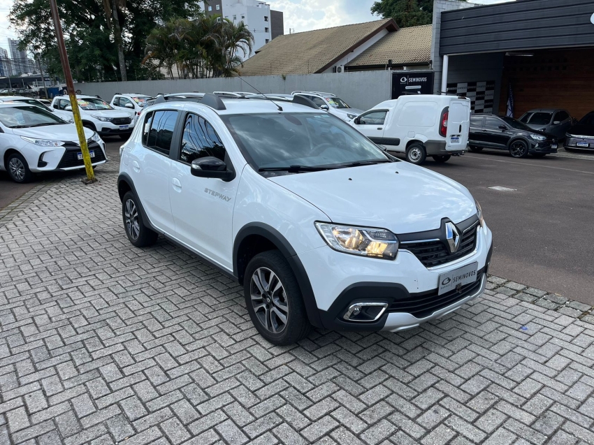 renault stepway 1.6 16v sce flex iconic x-tronic 4p automatico 2024