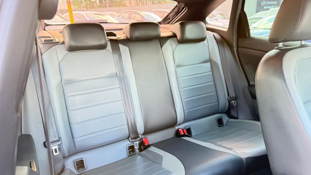 volkswagen nivus 1.0 200 tsi total flex highline automatico 4p 20229