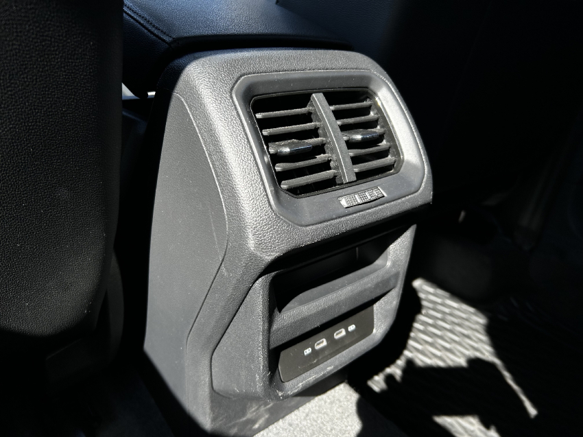 volkswagen taos 1.4 250 tsi total flex comfortline automatico 4p 202316