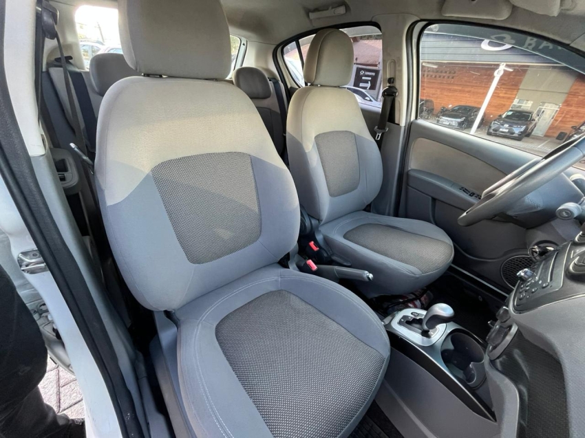 fiat palio 1.6 mpi essence 16v flex 4p automatizado 1.0 semiautomatico 201317