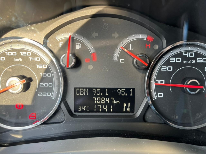 fiat palio 1.6 mpi essence 16v flex 4p automatizado 1.0 semiautomatico 201311