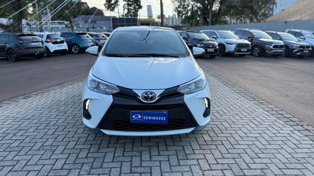 toyota yaris 1.5 16v flex xs multidrive 4p automatico 20241
