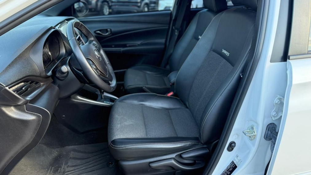 toyota yaris 1.5 16v flex xs multidrive 4p automatico 202415