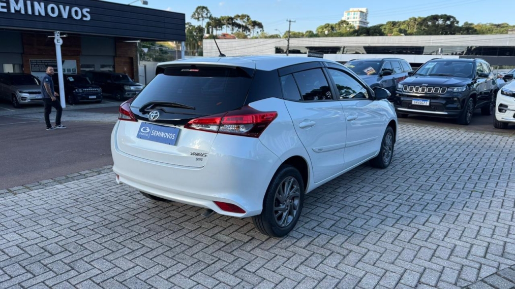 toyota yaris 1.5 16v flex xs multidrive 4p automatico 20246