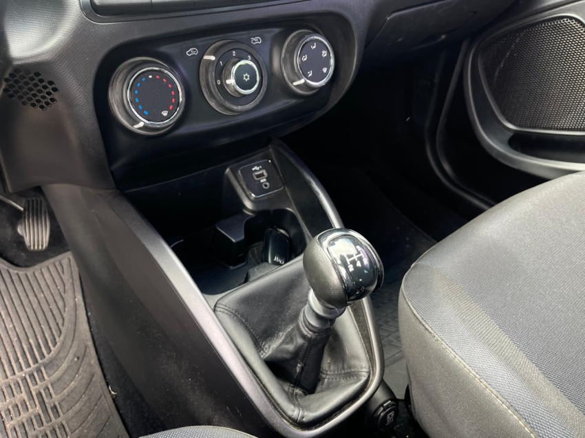 fiat argo 1.3 firefly flex trekking manual 4p 202115