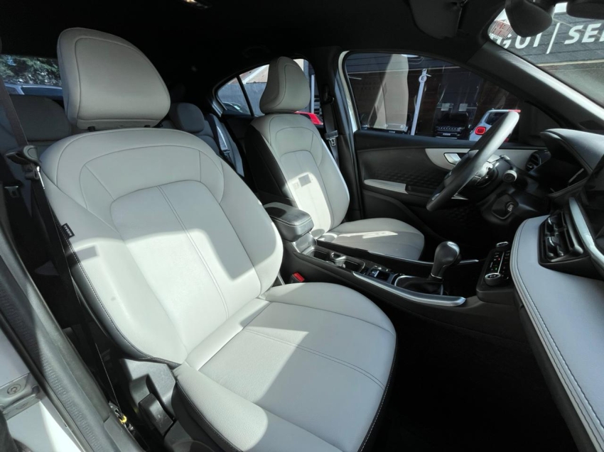 fiat fastback 1.3 turbo 270 flex limited edition at6 4p automatico 202517