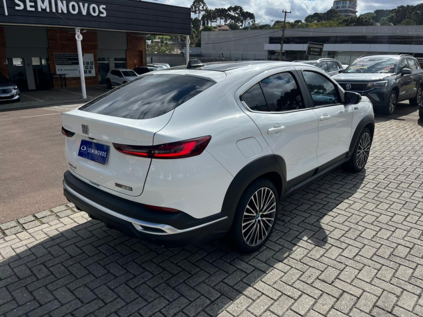 fiat fastback 1.3 turbo 270 flex limited edition at6 4p automatico 20256