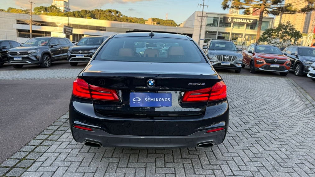 bmw 530e 2.0 16v twinpower hibrido m sport automatico 4p 20204