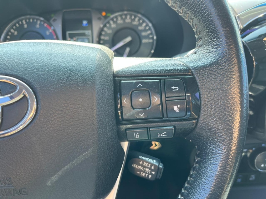 toyota hilux 2.8 d-4d turbo diesel cd srx 4x4 automatico 4p 202311
