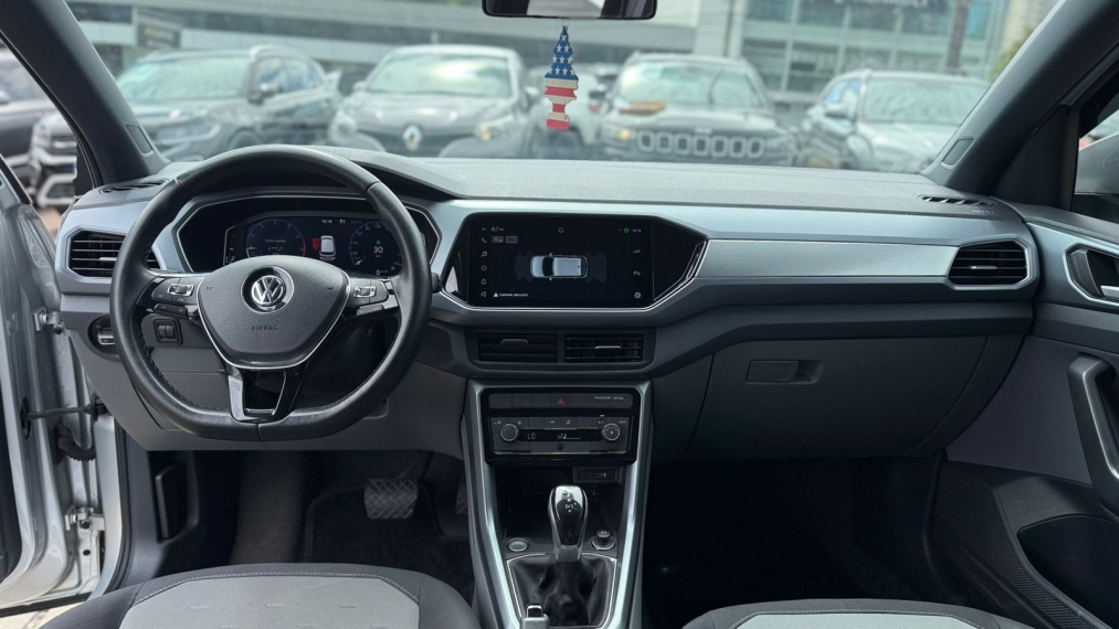 volkswagen t-cross 1.0 200 tsi total flex comfortline automatico 4p 20218