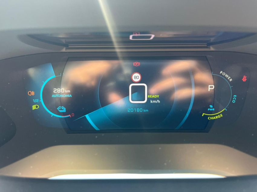 peugeot 2008 50 kw eletrico e-gt automatico 5.0 4p 202313