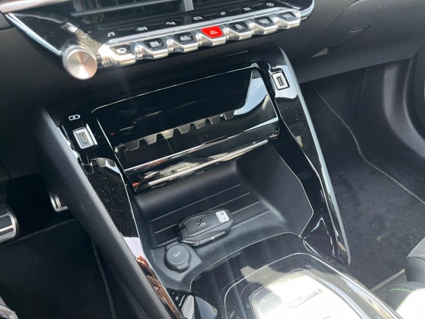 peugeot 2008 50 kw eletrico e-gt automatico 5.0 4p 202315