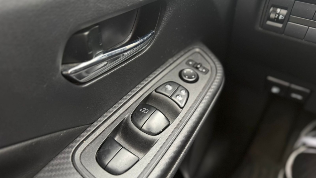 nissan versa 1.6 16v flex advance xtronic 4p automatico 202213