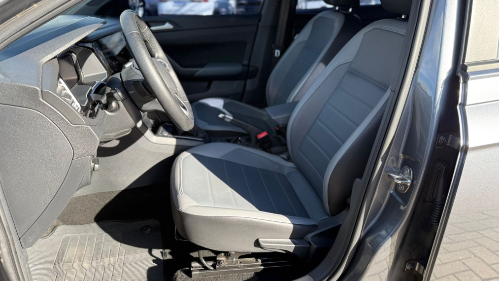 volkswagen nivus 1.0 200 tsi total flex highline automatico 4p 202418