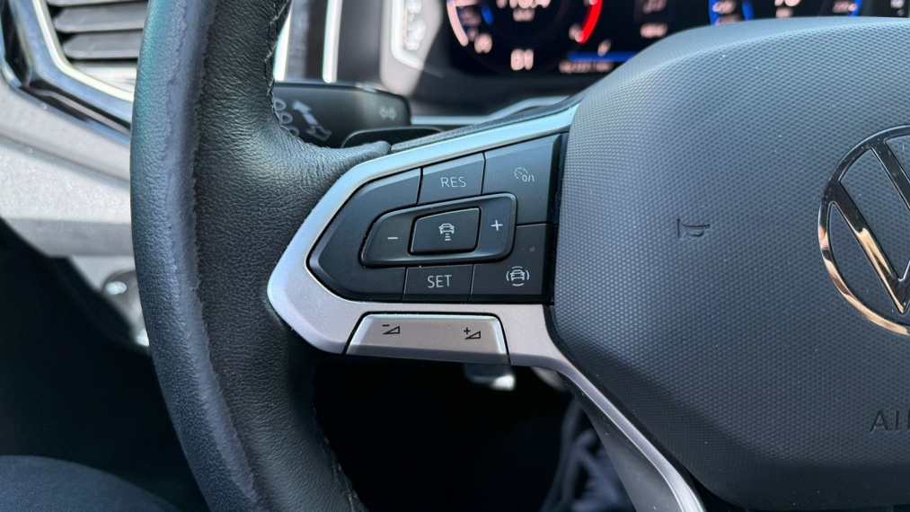 volkswagen nivus 1.0 200 tsi total flex highline automatico 4p 202410