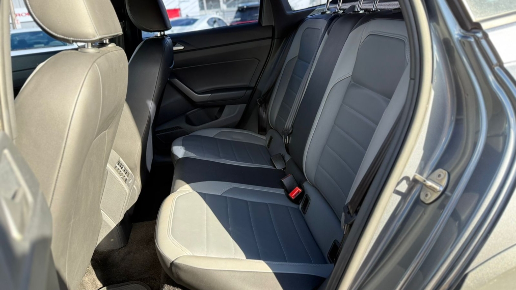 volkswagen nivus 1.0 200 tsi total flex highline automatico 4p 202419