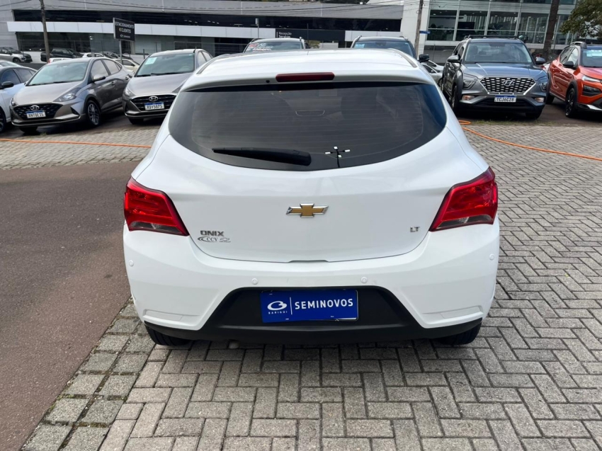 chevrolet onix 1.0 mpfi lt 8v flex 4p manual 20195
