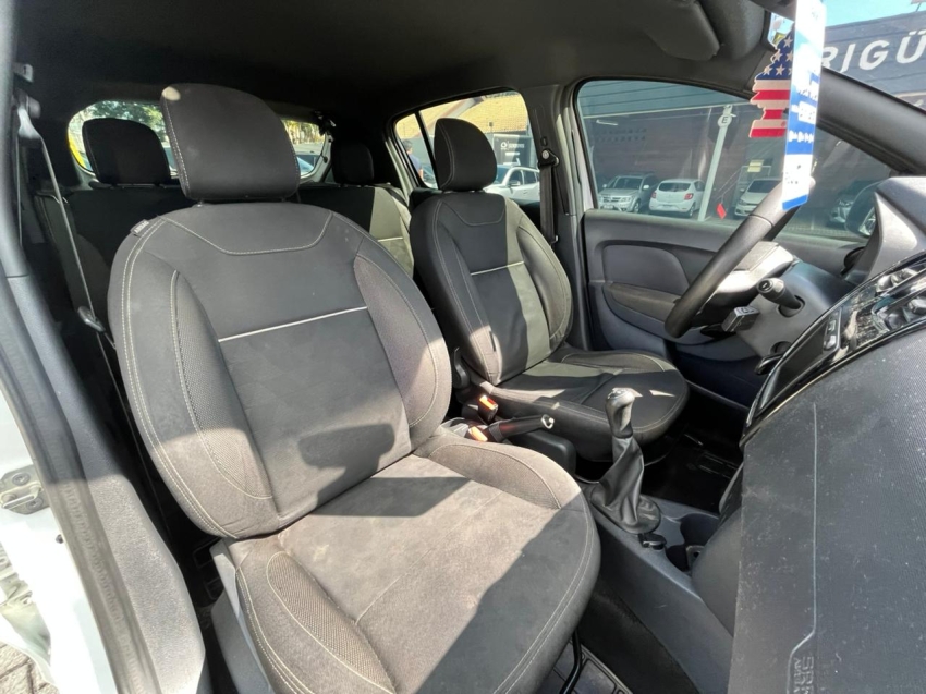 renault sandero 1.0 12v sce flex zen manual 4p 202014