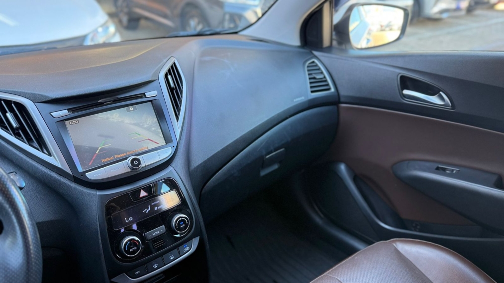 hyundai hb20x 1.6 16v premium flex 4p automatico 201614