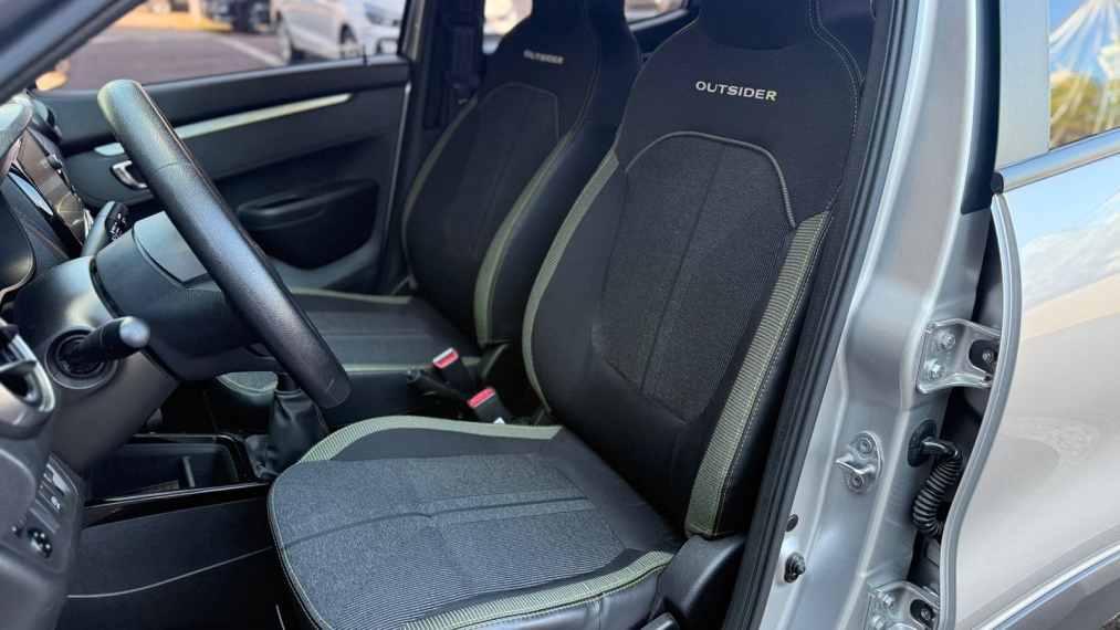 renault kwid 1.0 12v sce flex outsider manual 4p 202515