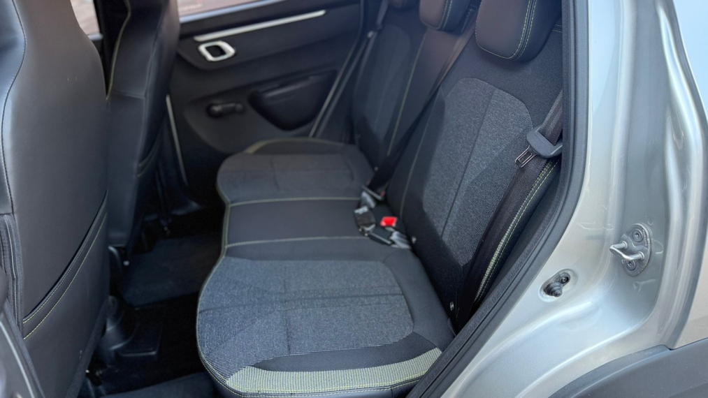 renault kwid 1.0 12v sce flex outsider manual 4p 202516