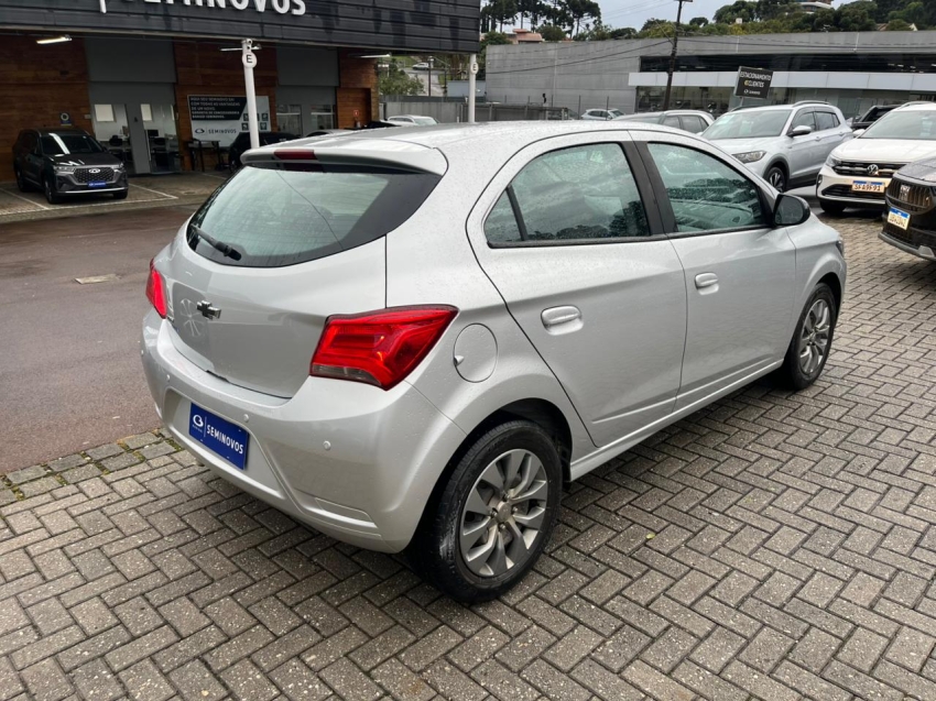 chevrolet onix 1.0 joy 8v hatch  black edition flex mec 4p manual 20216