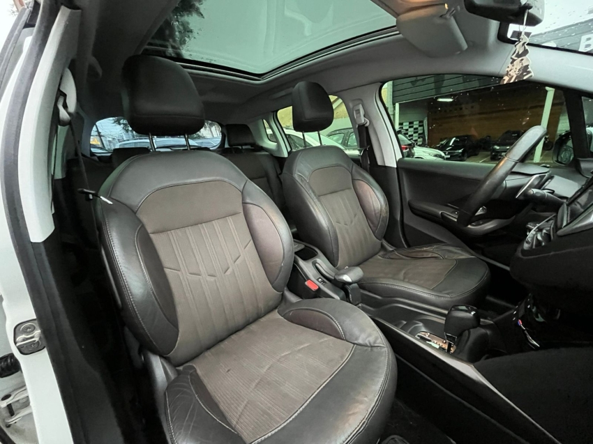 peugeot 2008 1.6 16v flex griffe 4p automatico 201715