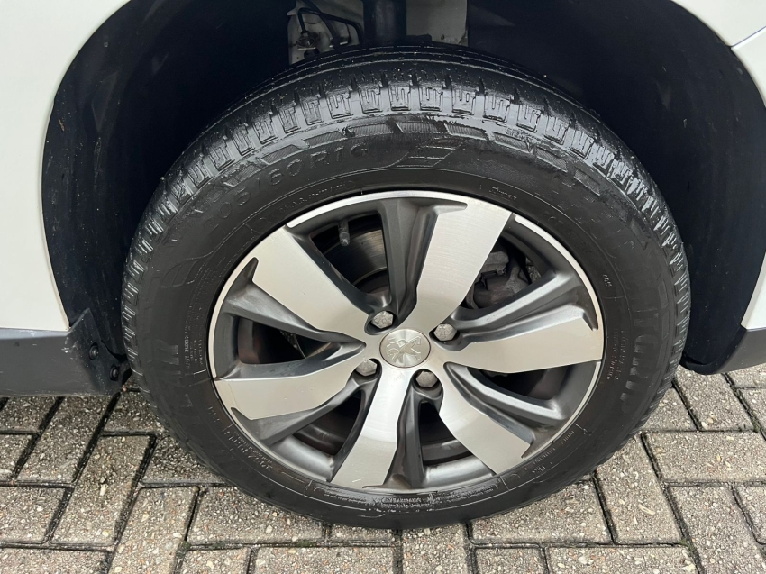 peugeot 2008 1.6 16v flex griffe 4p automatico 201717