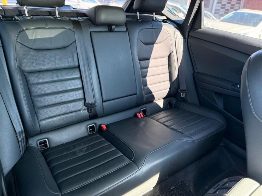 volkswagen taos 1.4 250 tsi total flex highline automatico 4p 202418