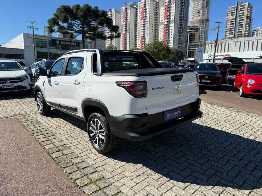 Fiat Strada 1.3 Firefly Flex Volcano Cd Cvt 4P Automatico 2026 5