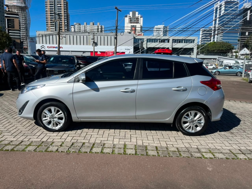toyota yaris 1.3 16v flex xl multidrive 4p automatico 20193